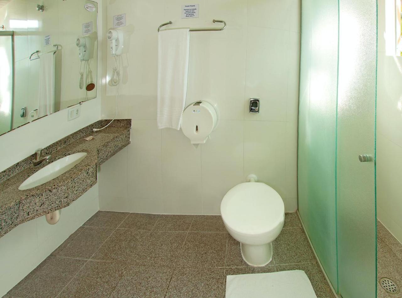 Quarto Triplo Superior com 3 Camas Individuais